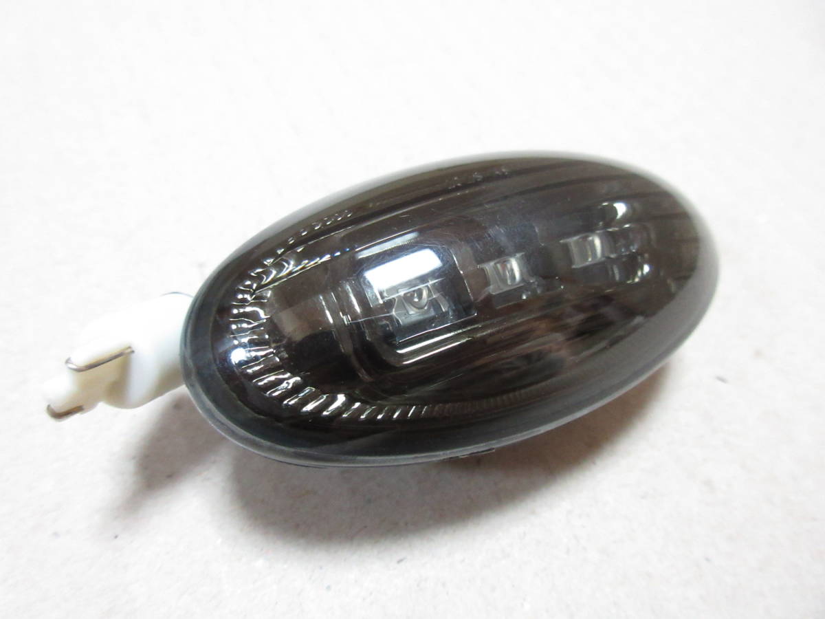 スズキエブリィ(DA64)用REIZ製LEDサイドマーカー2個セット(スモーク)中古品 SM-SZ07-LED-SBC_画像2