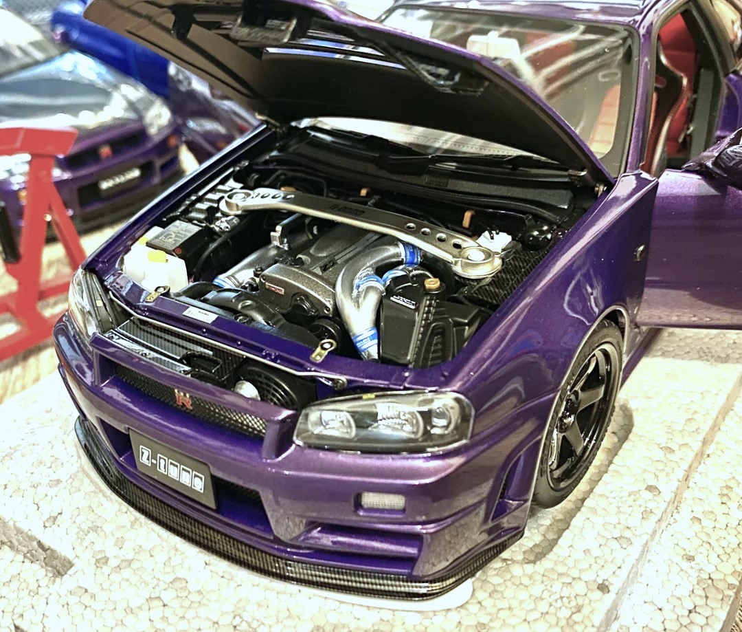 国内発送! 新品 MOTOR HELIX 1/18 nismo R34 GT-R Z-tune パープル エンジン、クレーン等セット BNR34 GTR R34 ニスモ モーターヘリックス_画像4