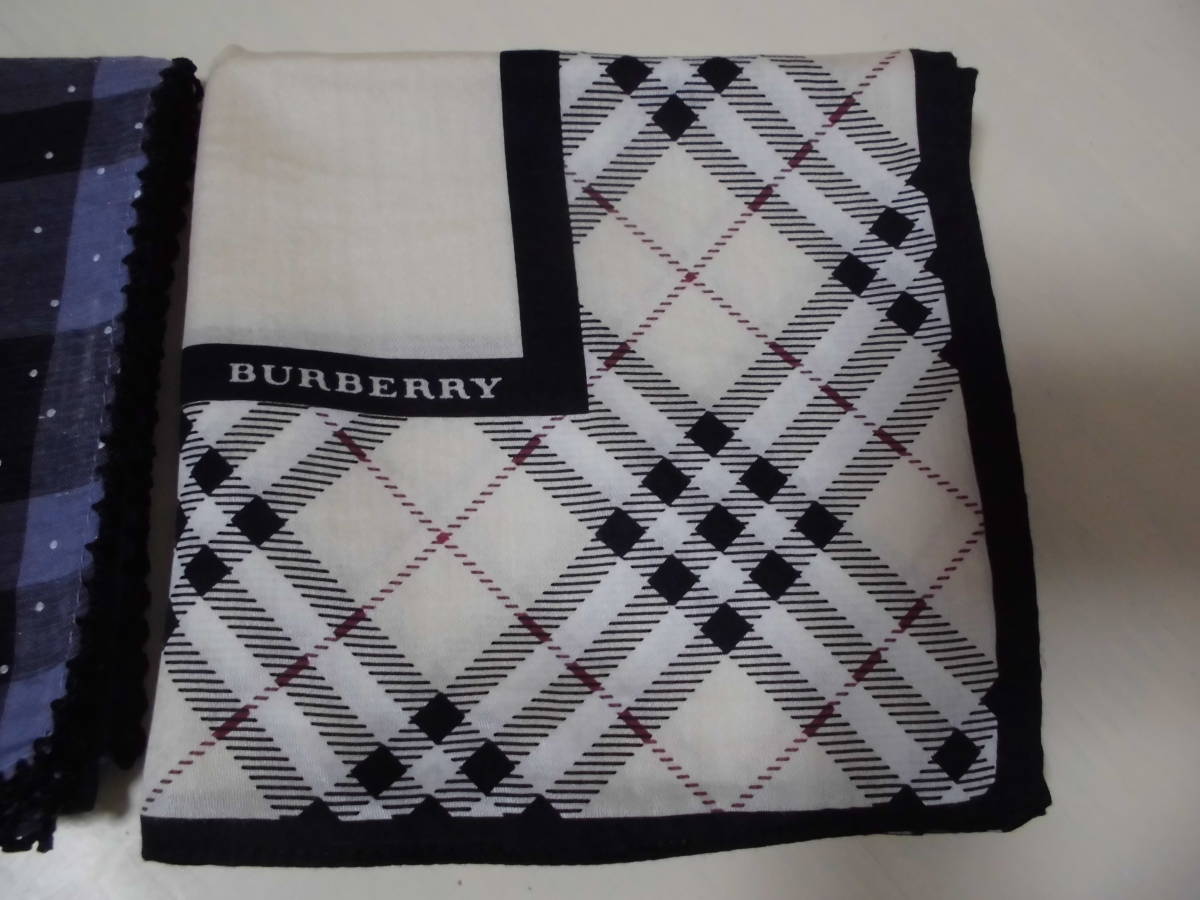 送料120円~ BURBERRY バーバリー＆Vivienne westwood　ビビアンウェストウッド ハンカチ２枚セット_画像2