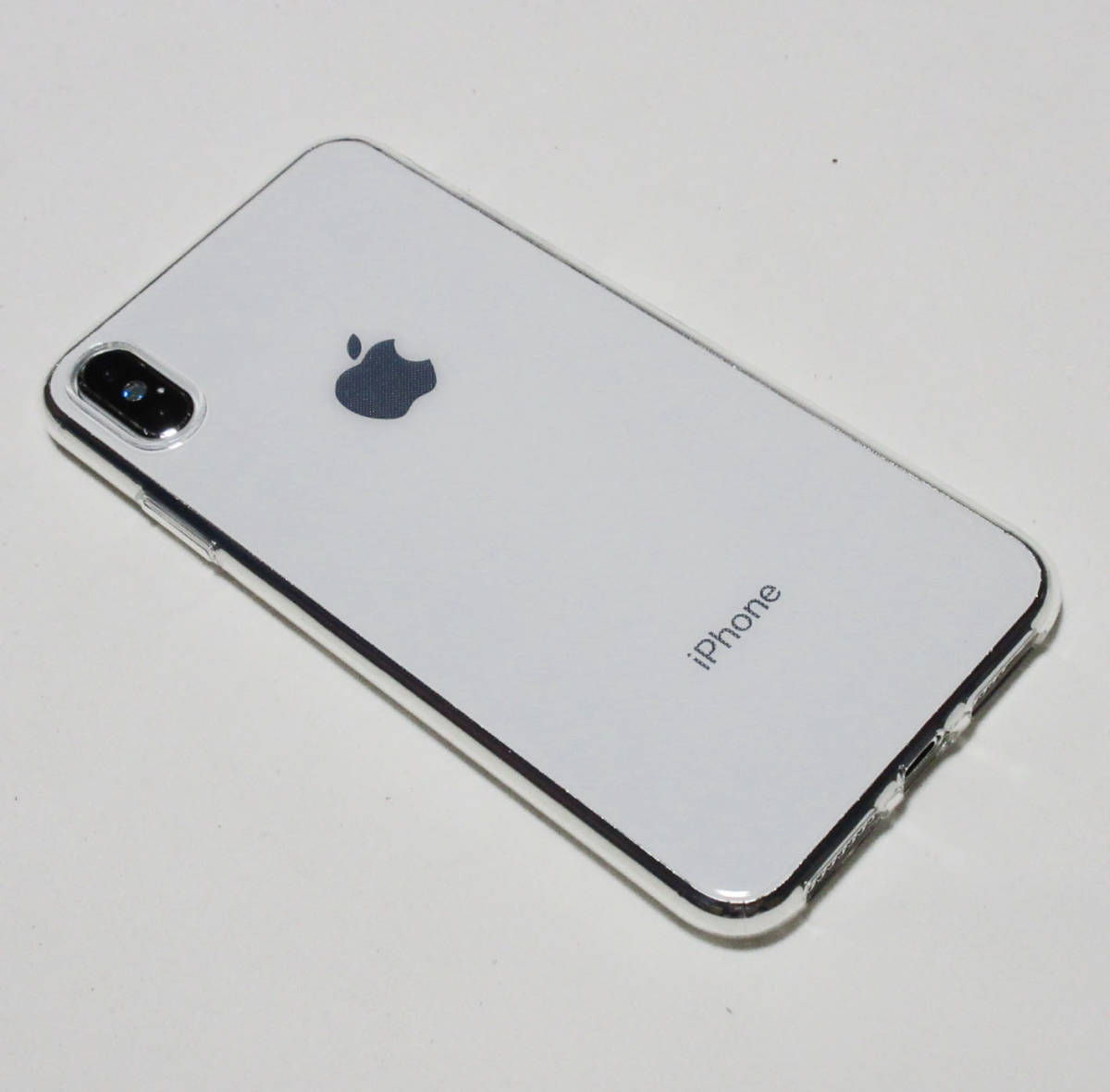 【送料無料】 iPhone XS MAX用　最新TPUクリアソフトケース 『クリア(透明)』★安心の国内発送★_画像4