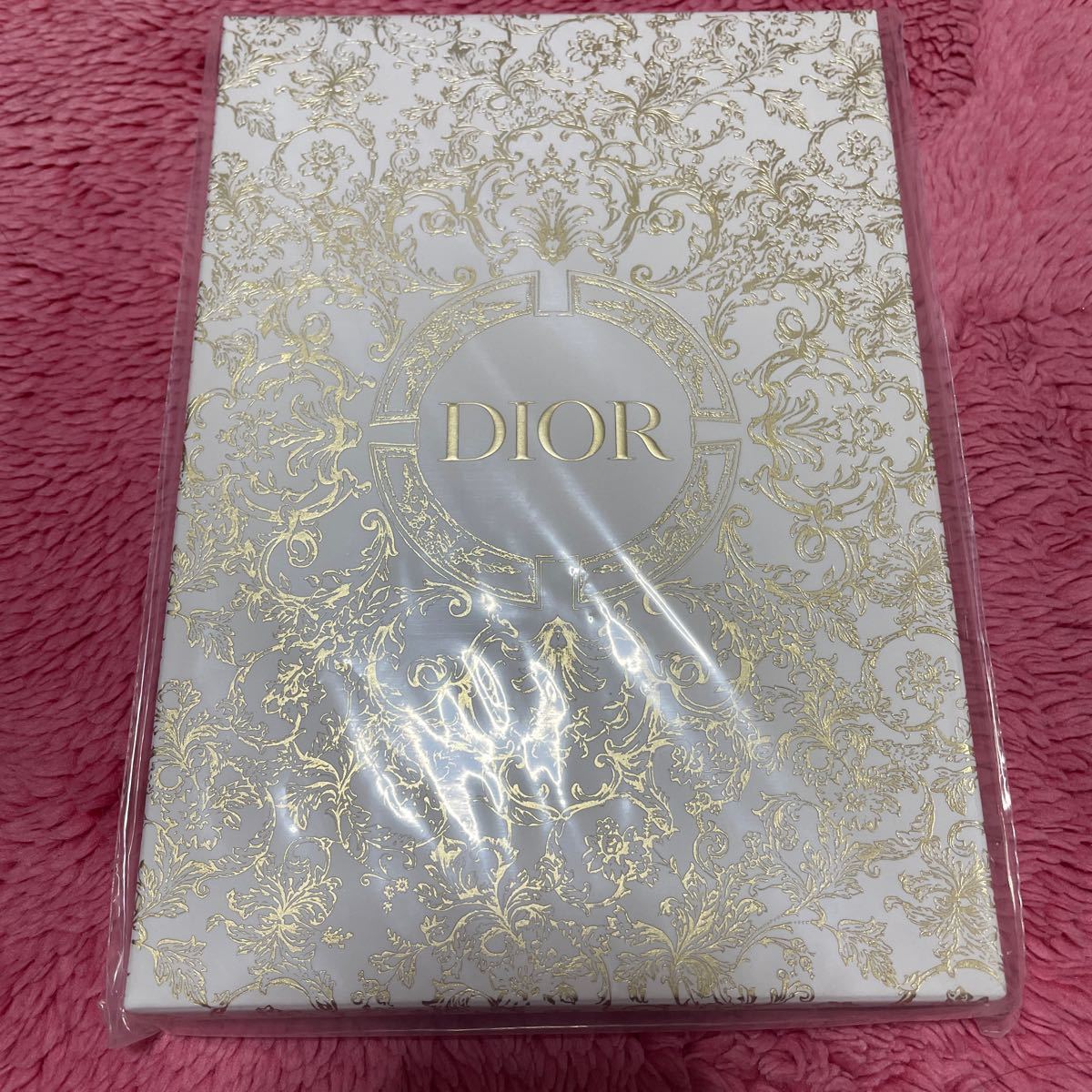 クリスチャンディオール☆2023DIOR☆クリスマスノベルティアクセサリーポーチ巾着非売品_画像2