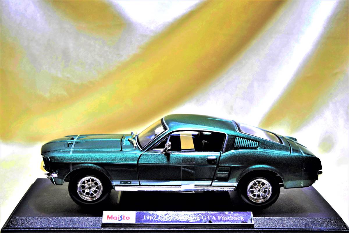 新品マイスト1/18 【Maisto】■1967年式Ford Mustang GTA Fastback■18/1ミニカー/ポルシェ/BMW/フェラーリ/アウディ/オートアート/京商 _画像9