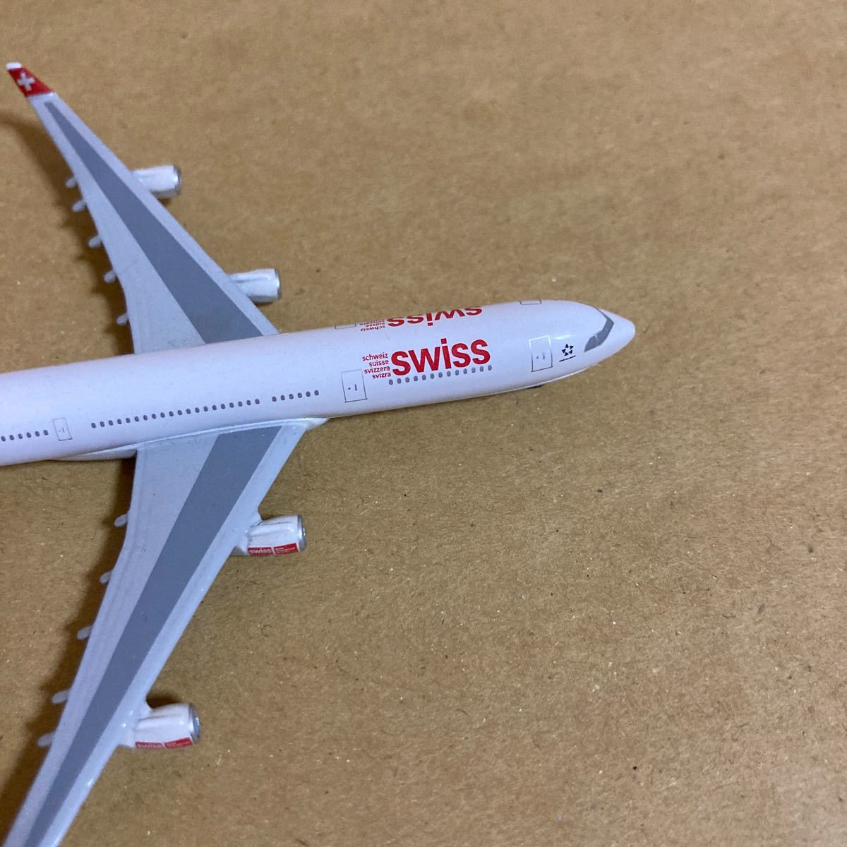 ■SCHABAK 1/600 SWISS A340-300【中古品】■スイス_画像4