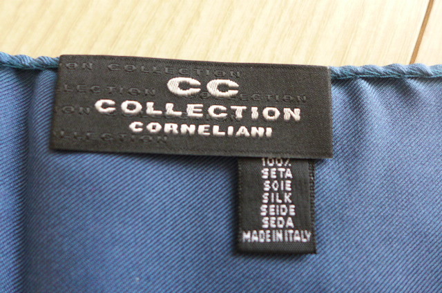 新品 送料無料 即決 イタリア製 コルネリアーニ おしゃれな ポケット チーフ 39cm×40.5cm_画像4