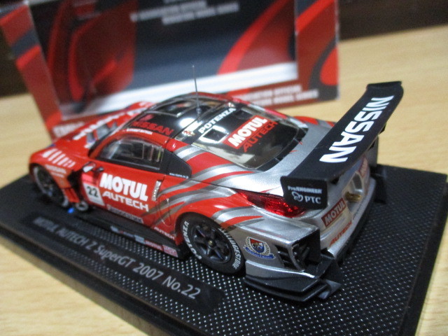 エブロ　　1/43　「　モチュール　オーテックZ　」　#22　シルバー/レッド　　2007ｙ　スーパーGT500　　・送料 400円（レターパック発送）_画像5