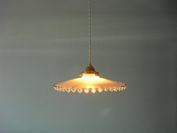 Milk Glass Pendant Light(B - frill)ペンダントライト ミルク Milk Glass Pendant Light(B - frill)ペンダントライト ミルク