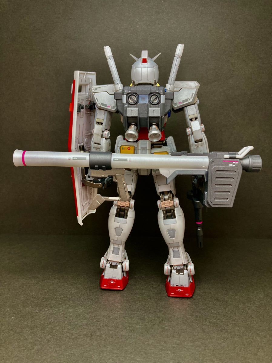 MG 1/100 RX78-2 ガンダム　V er.3.0 塗装済　完成品_画像6