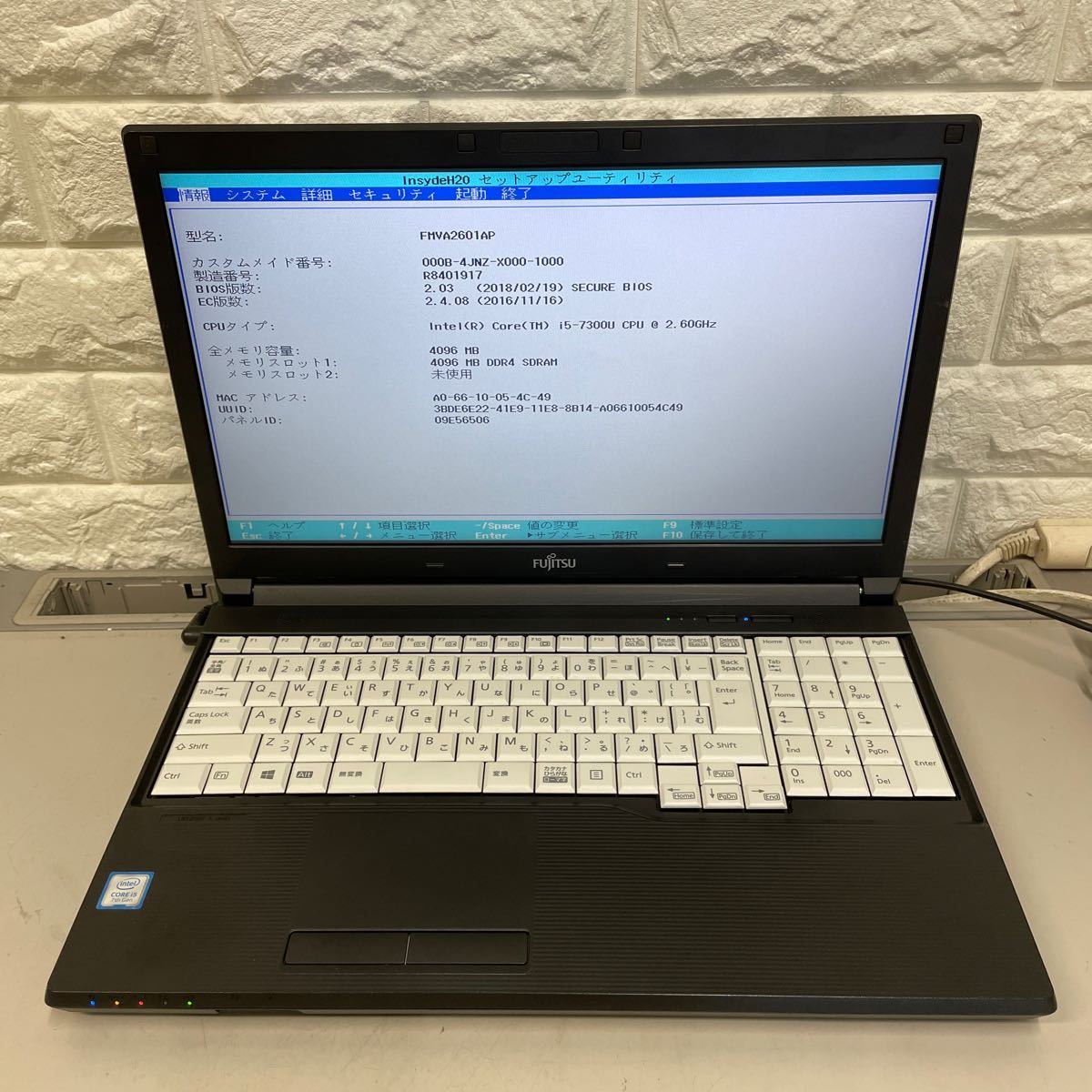 モ61 富士通LIFEBOOK A577/SX FMVA2601AP Core i5 7300U メモリ4GB _画像2