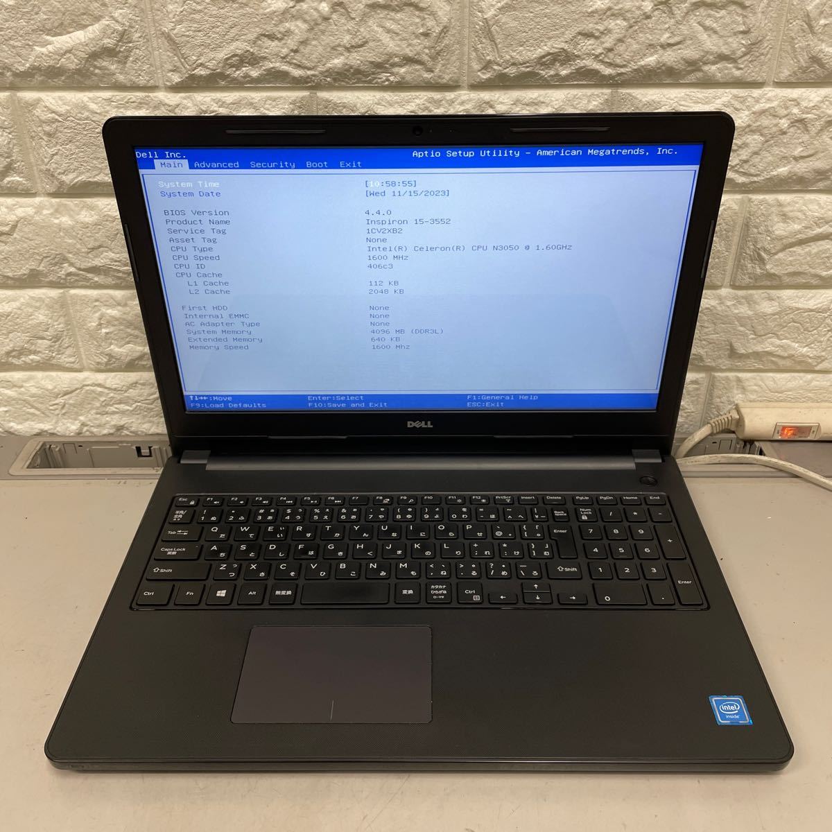 ユ117 DELL vostro 15-3552 P47F celeron N3050 メモリ4GB _画像3