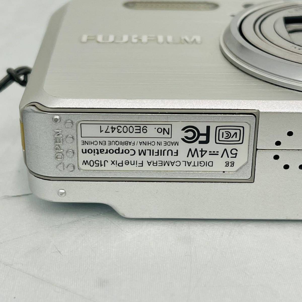 11SD48 FUJIFILM 富士フイルム ファインピックス J150w デジカメ 充電器 バッテリー 箱 付き通電OK カメラ 中古 現状品 動作未確認_画像8
