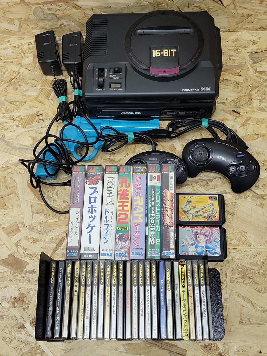 当時物 SEGA MEGADRIVE MEGACD 本体 周辺機器 ソフト 等まとめて セガ メガドライブ メガCD 箱 取説付き カセット カートリッジ_画像1