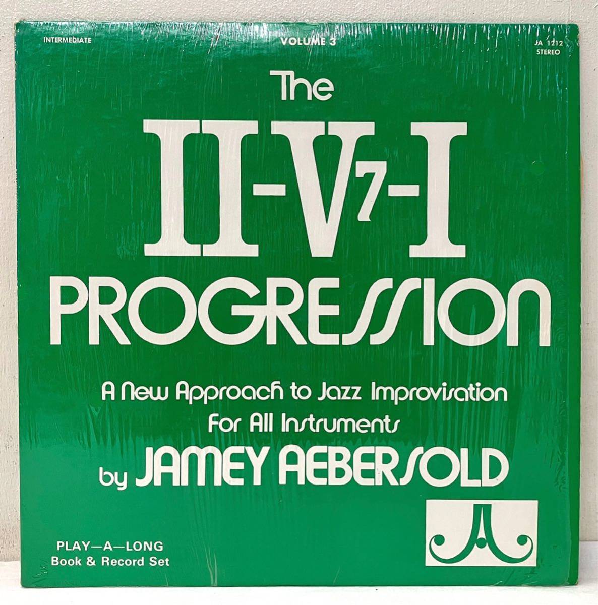 X188311▲ジャズ教則 The Ⅱ-V-Ⅰ PROGRESSION/A New Approach To Jazz Improvisation/Jamey Aebersold LPレコード ツー・ファイブ_画像1