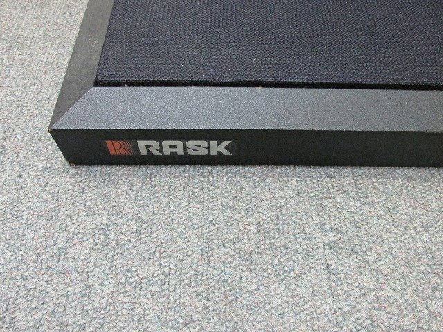 ■RASK　ボード　大体の外寸　W54.5　D44.5　H4.5　Cm　重さ約15Kg_画像2