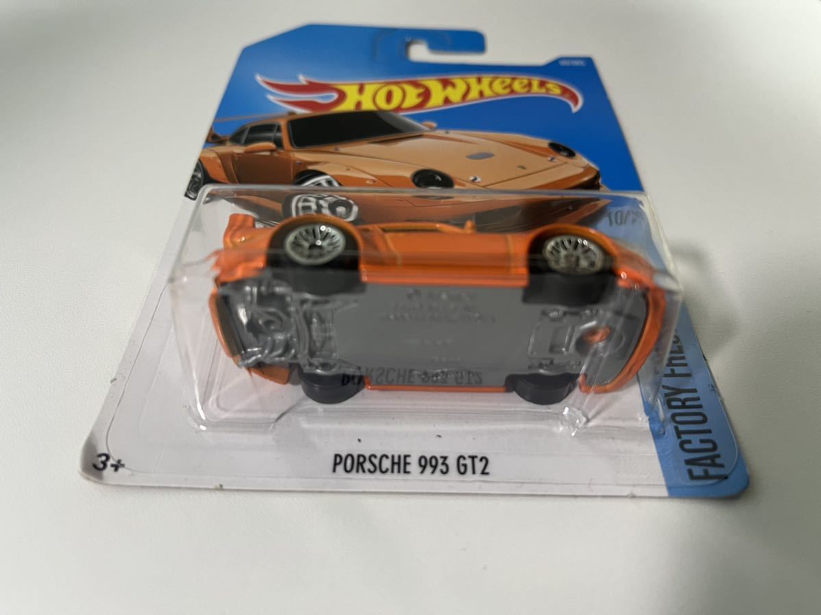 生産終了　未開封　空冷　ポルシェ　934 ターボ　RSR ホットウィール　HotWheels HW Porsche 911 934 Turbo ミニカー_画像3