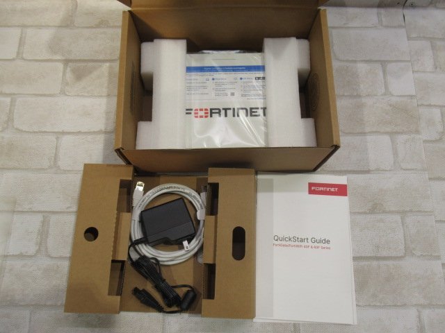 新FT 0093♪ 未使用品 Fortinet【 FG-40F 】FortiGate-40F UTM 新FT 0093♪ 未使用品 Fortinet【 FG-40F 】FortiGate-40F UTM
