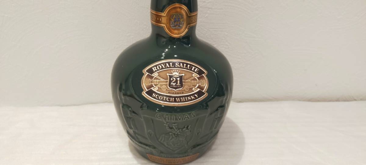 スコッチ CHIVAS BROTHERS ロイヤルサルート21年 700ml 40% 陶器ボトル 緑 未開栓 1365.7g 60866_画像2