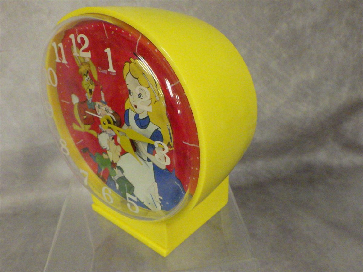 S24 当時物 昭和 レトロ ディズニータイム 不思議の国のアリス 機械式 置時計 日本製 動作します 漫画 アニメ Disney Time ゼンマイ 手巻き_画像5