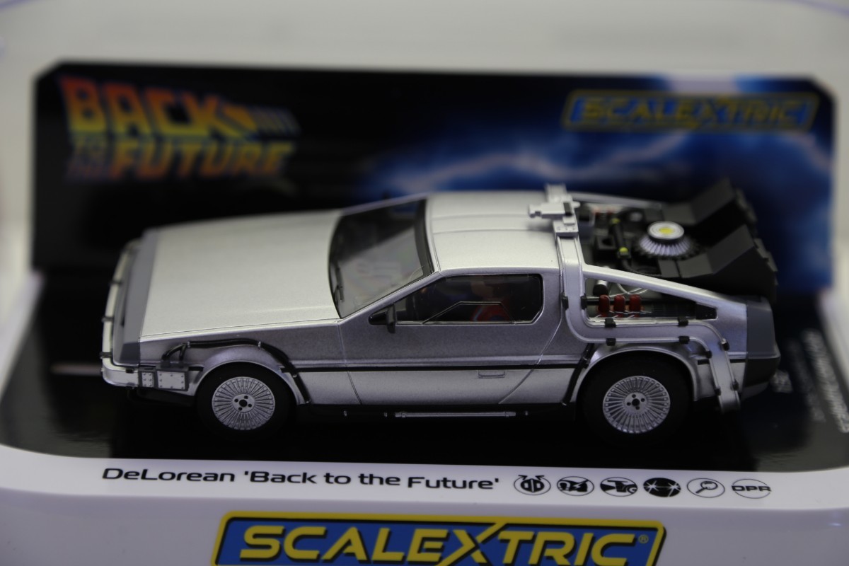 SCALEXTRIC スケーレックストリック スロットカー 1/32 バック・トゥ・ザ・フューチャー デロリアン 511HH00の画像2