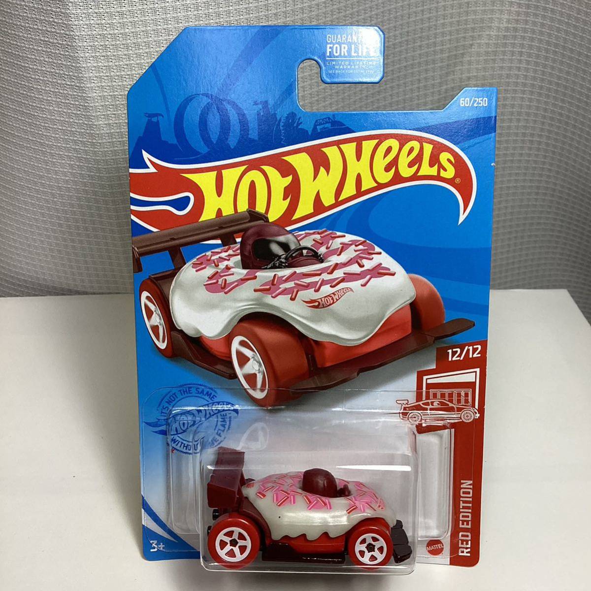 【Target限定レッドエディション】☆ホットウィール☆ ドーナツ ドリフター RED EDITION 　Hot Wheels _画像2