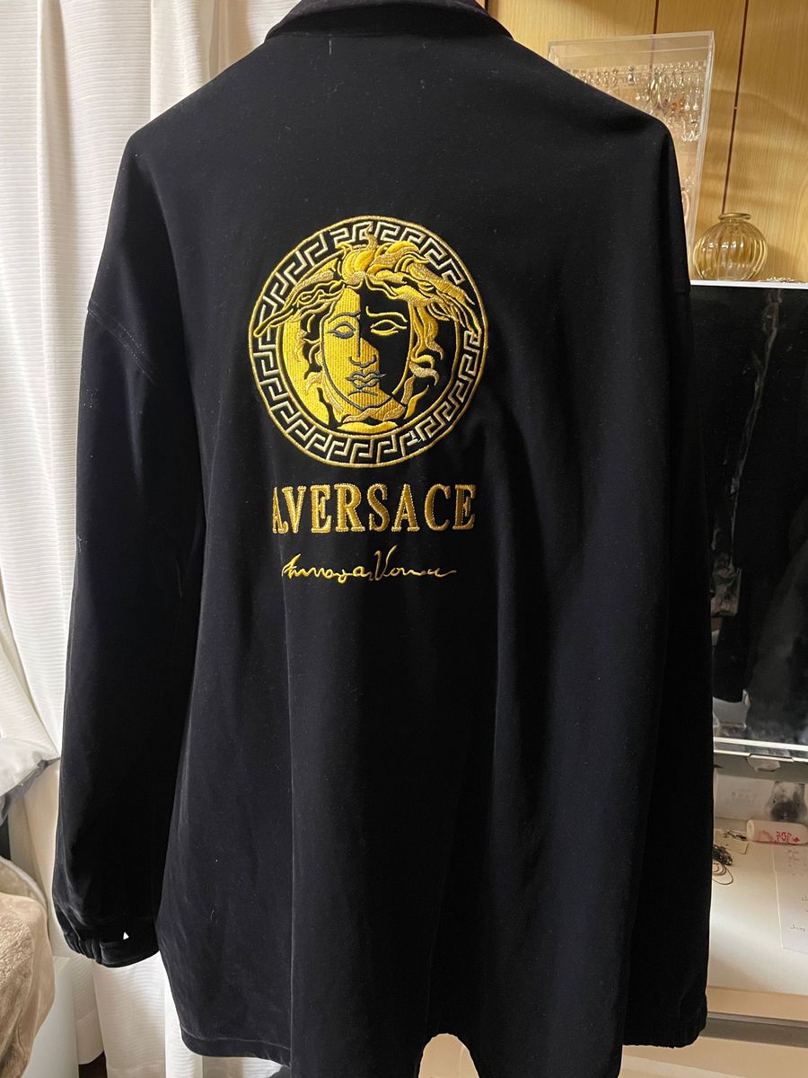 ヴェルサーチ VERSACE ベロアセットアップ|Yahoo!フリマ(旧 ヴェルサーチ VERSACE ベロアセットアップ|Yahoo!フリマ(旧