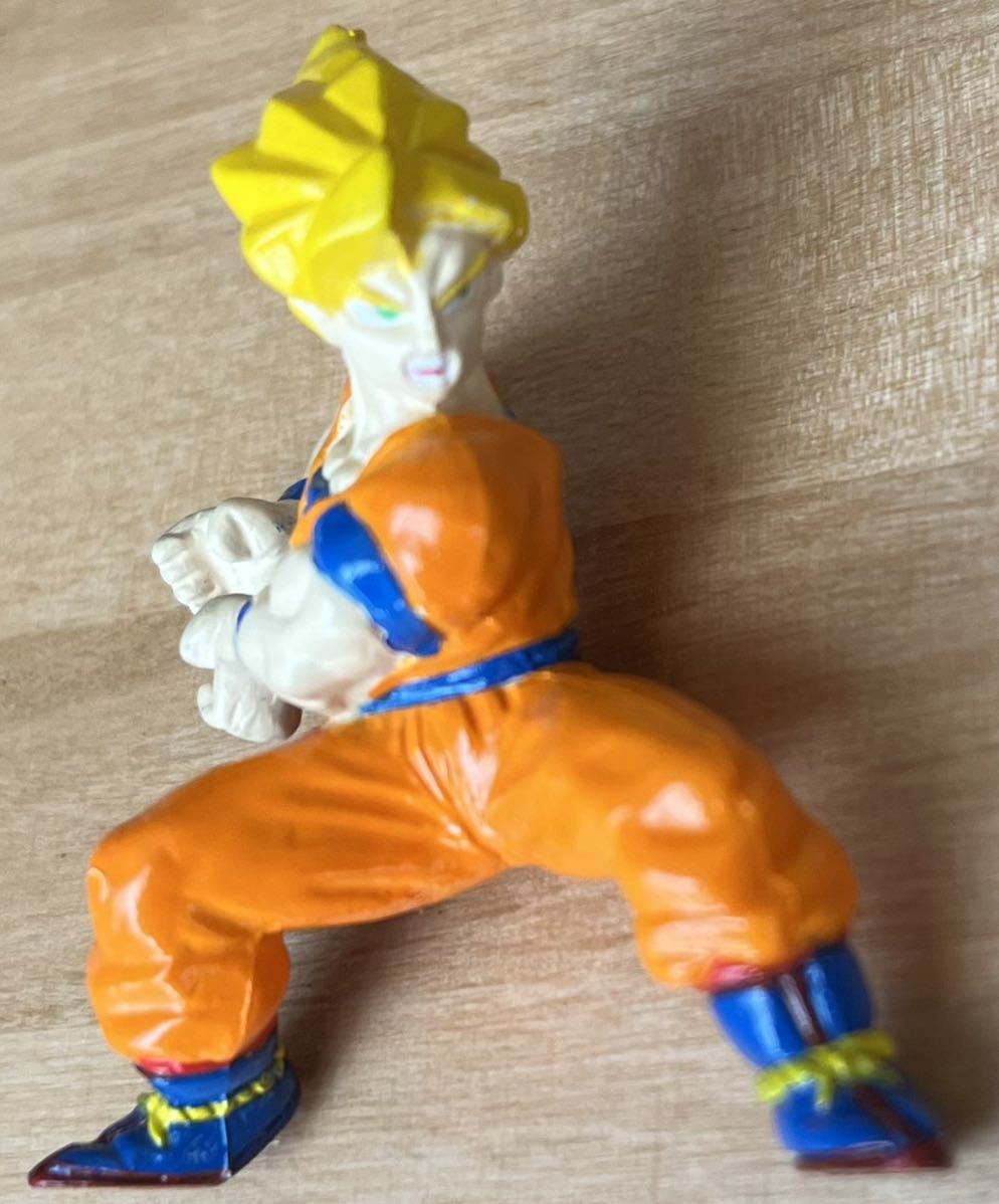 ◇ドラゴンボールZ フルカラー バトル 超サイヤ人 孫悟空 かめはめ波 中古 フィギュア バンダイ 当時物_画像3