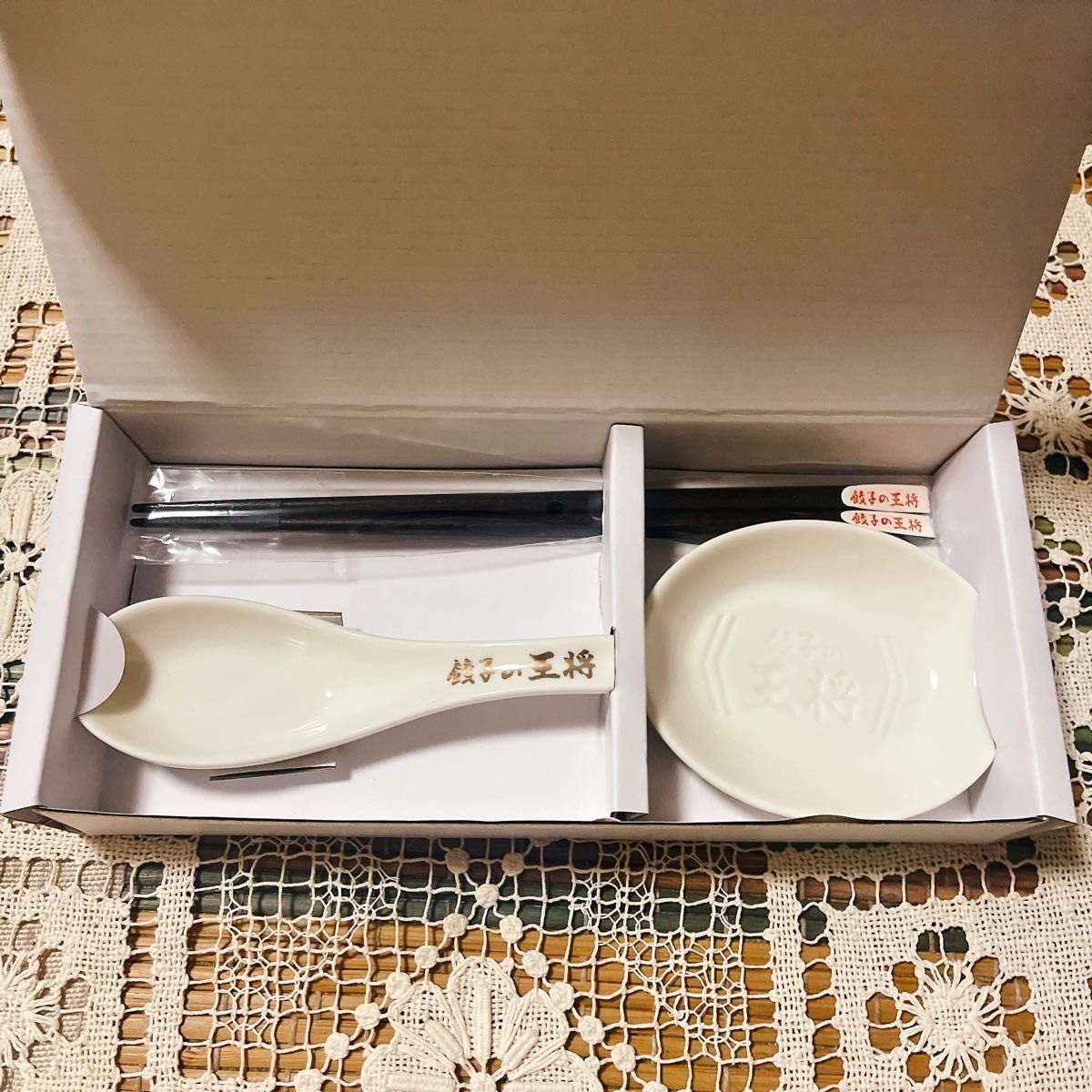 餃子の王将、お箸·レンゲ·小皿セット - 食器