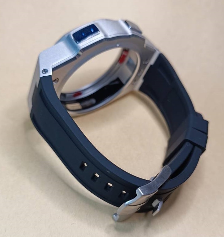 銀ラバー サムスン ギャラクシーウォッチ6 クラシック 43mm Samsung Galaxy Watch 6 Classic 専用メタルケース バンド カスタム MOD 金属 _画像3