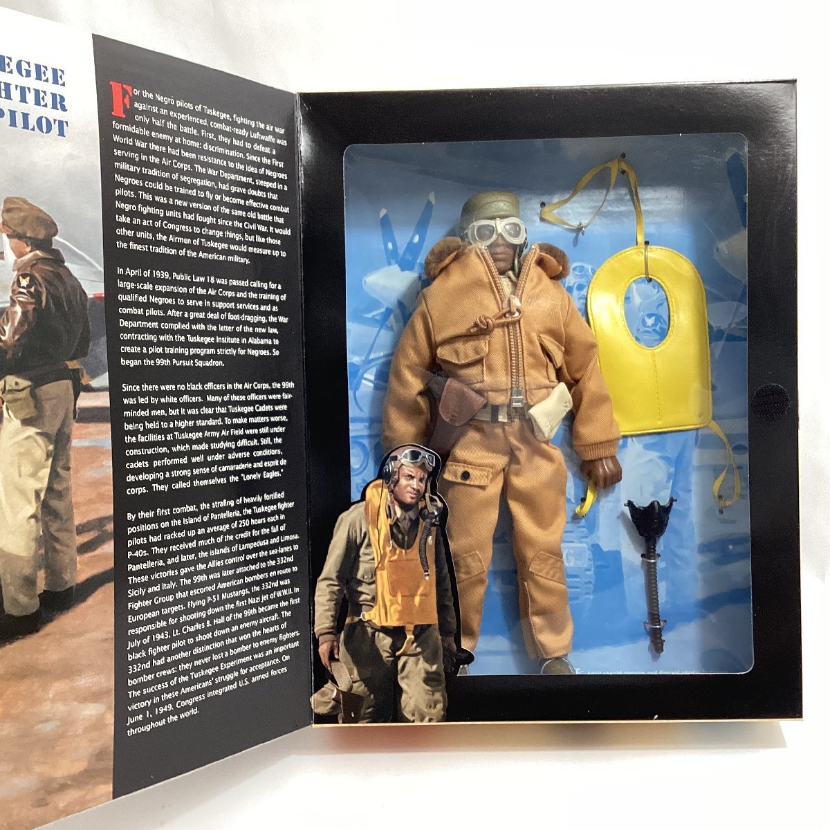 未開封 G.I.JOE クラシックコレクション 2個 セット TUSKEGEE FIGHTER PILOT + TUSKEGEE BOMBER PILOT Kenner ハズブローの画像3