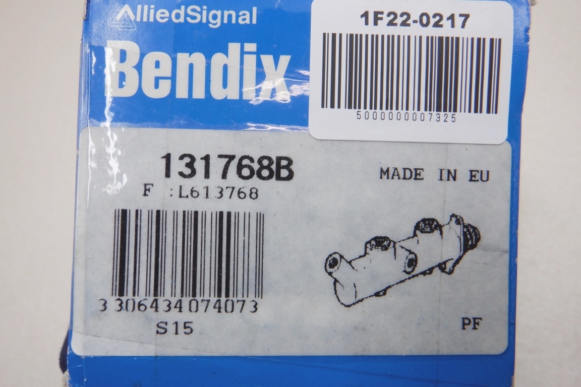 Bendix マスターシリンダー シリンダー 131768B