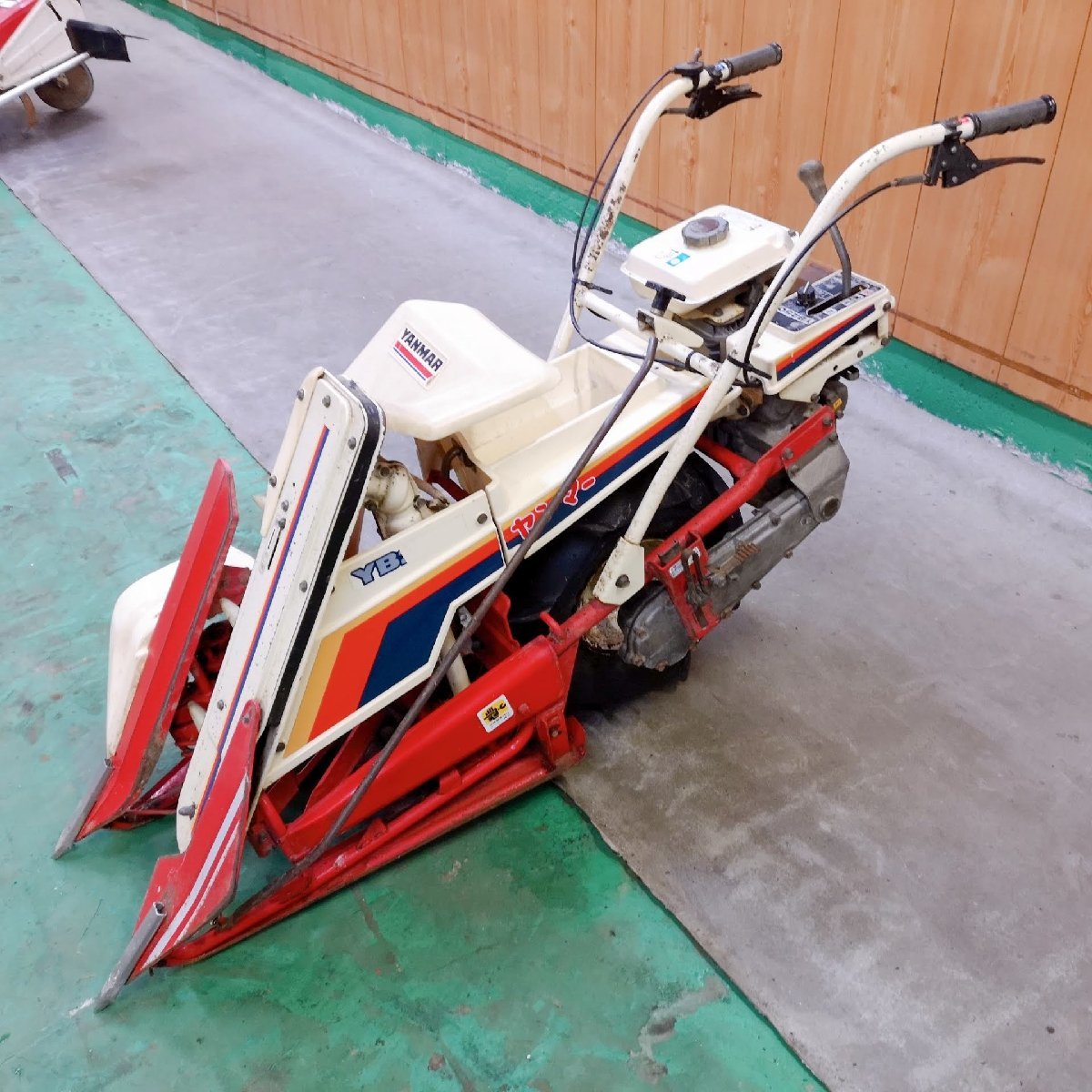 （石川）ヤンマー １輪 １条刈り バインダー　YB250　３馬力　中古品【石川県羽咋市より引取限定】【発送不可】（110-2311-12）_画像2