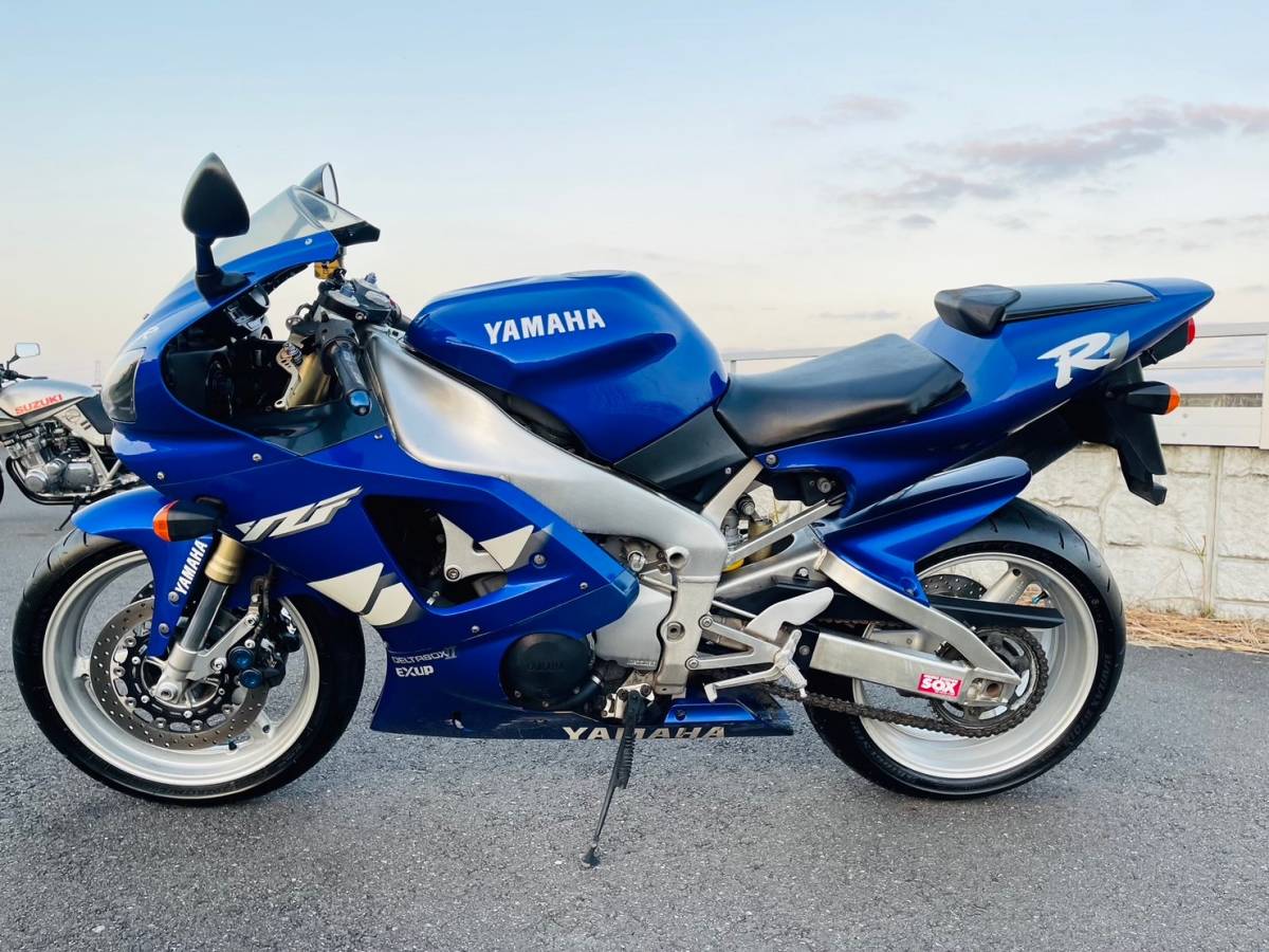 ヤマハ YZF R1 RN01 平成11年 29,108km 中古車体！再出品！動画有！全国配送可！ 予備検査は追加料金で可能です！ (検 CBR GSX YZF NSR CB)_画像2