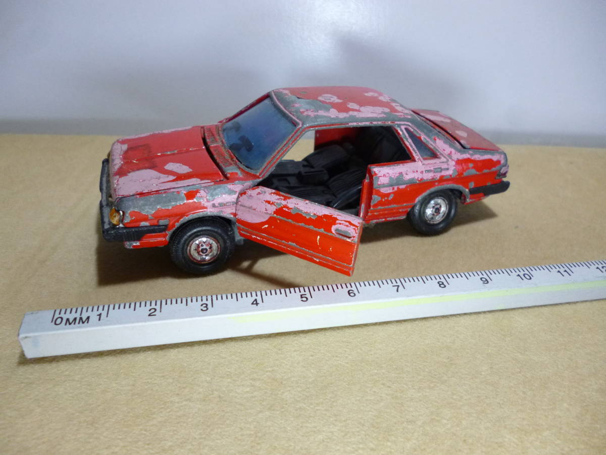 ジャンク/ミニカー/ヨネザワ DIAPET/SUBARU LEONE レオーネ/NO.144-01524/YONEZAWA TOYS/MADE IN JAPAN　_画像1