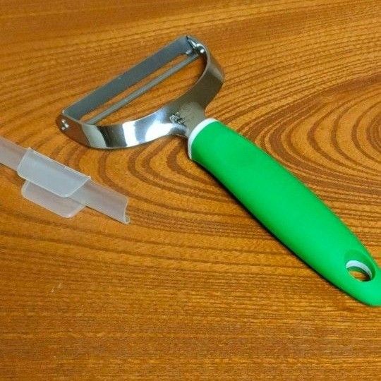 ののじキャベツピーラー　VEGETABLE　PEELER