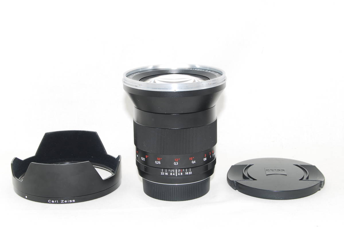 ★良品★Carl Zeiss DISTAGON ディスタゴン T* 21mm F2.8 ZE CANON キャノン EFマウント フード付き♪_画像1