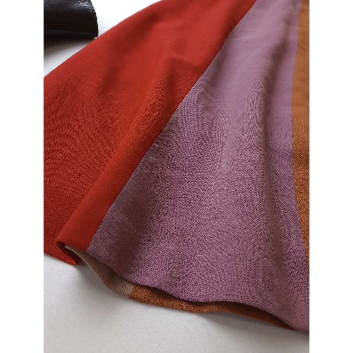 Sybilla シビラ 好きな色を持ち寄って、明日をもっとにぎやかに 華やか ウール100％ フレア スカート M 日本製 (5Y+2920)_画像3