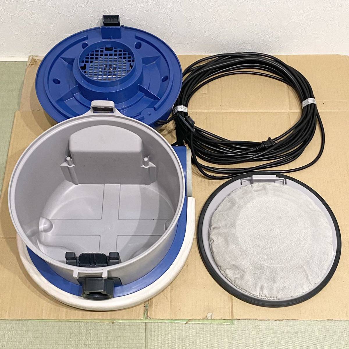 コード長15m仕様 紙パック2枚付き 山崎産業 コンドル バキューム コード長15m仕様 紙パック2枚付き 山崎産業 コンドル バキューム