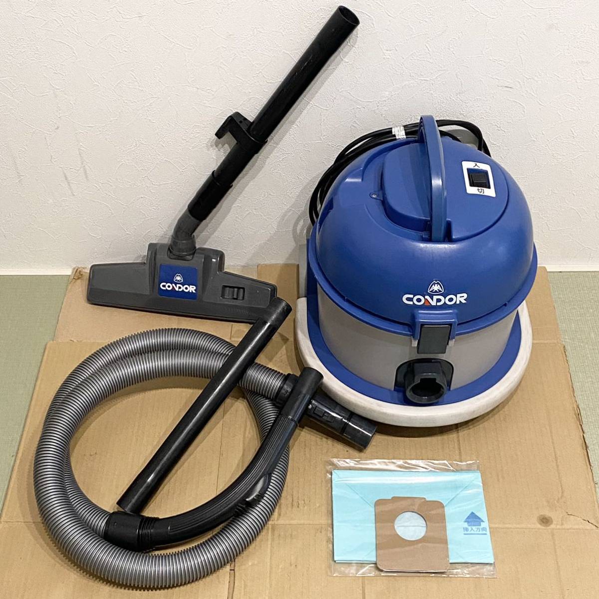 送料込み 山崎産業 コンドル バキュームクリーナー CVC-301X 送料込み 山崎産業 コンドル バキュームクリーナー CVC-301X