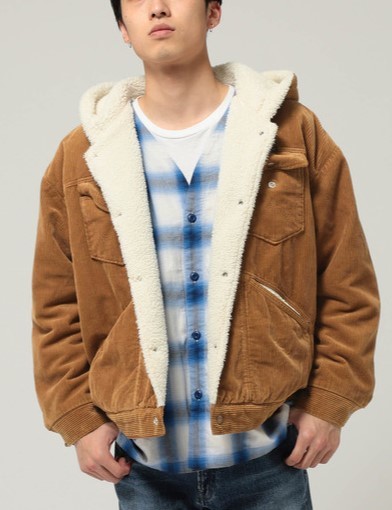 BEAMS別注 Wrangler ラングラー フード ボア ジャケット M BEAMS別注 Wrangler ラングラー フード ボア ジャケット M