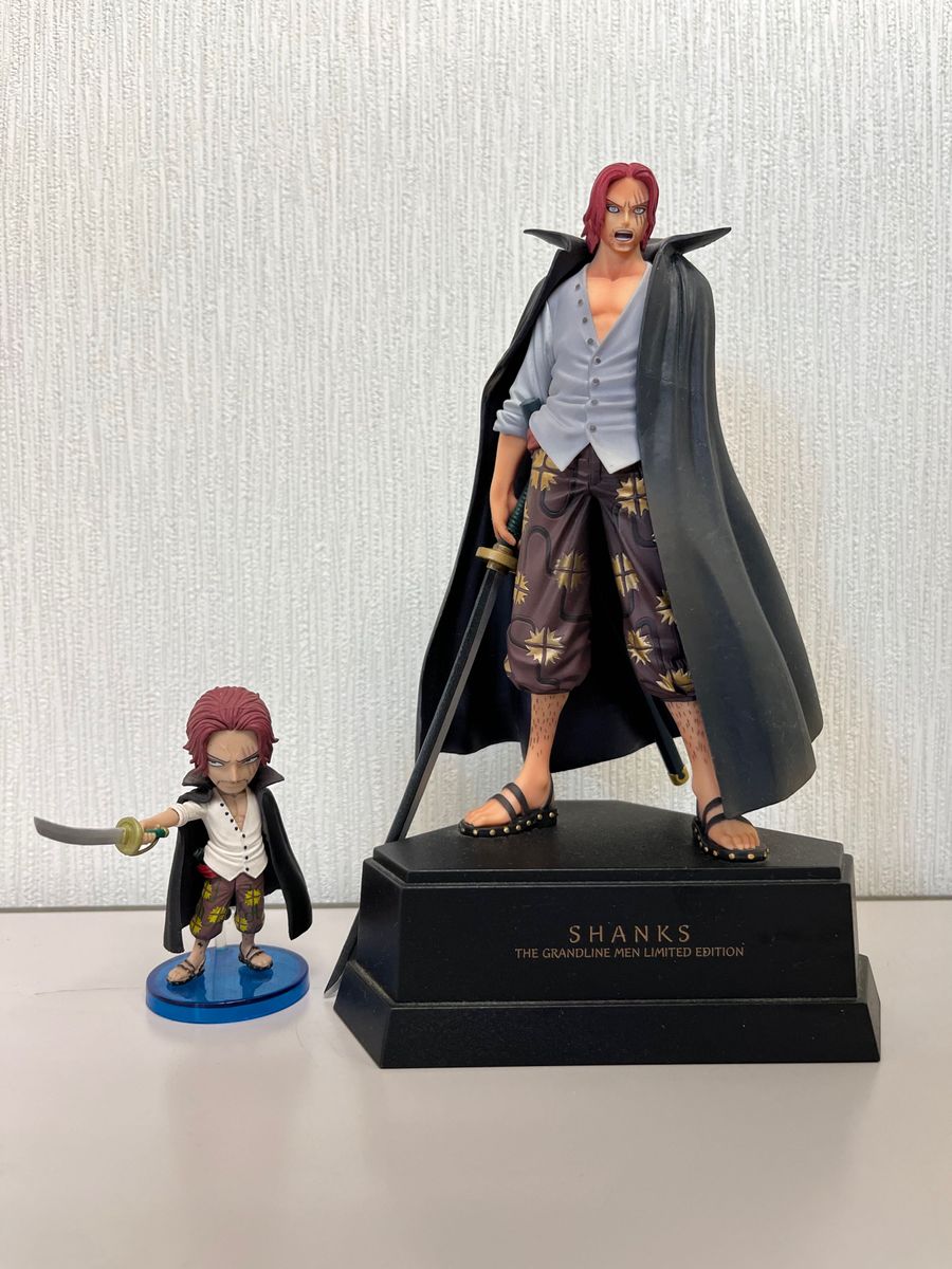 ワンピースフィギュア ONE PIECE シャンクス　フィギュアセット