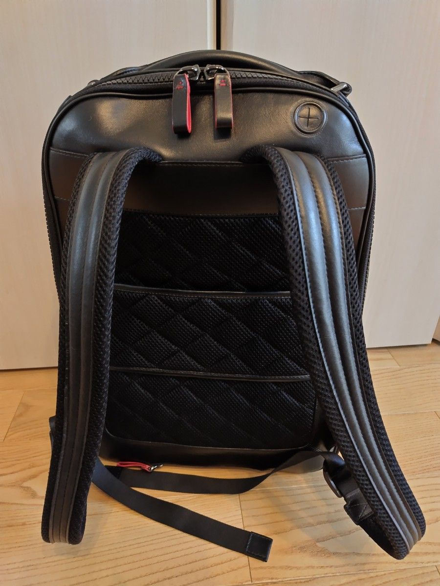 希少品】MONTBLANC バックパック リュック URBAN REACING SPRIT 希少品】MONTBLANC バックパック リュック URBAN REACING SPRIT