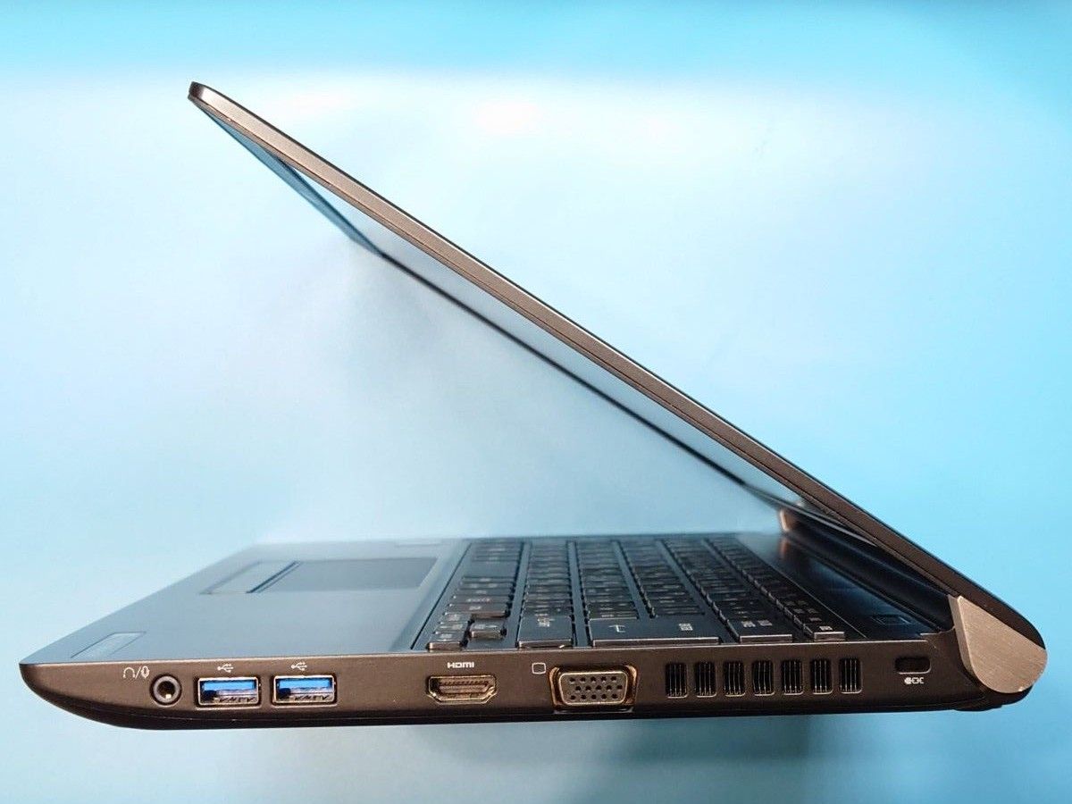 TOSHIBA dynabook R73/BN Core i5 7200 M2SSD 512GB(新品 TOSHIBA dynabook R73/BN Core i5 7200 M2SSD 512GB(新品