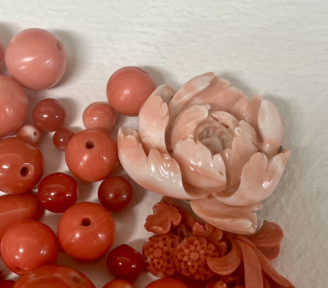 天然　赤珊瑚・紅珊瑚 等　彫物.ルース ．外し石　纏めて　約162.3g_画像2