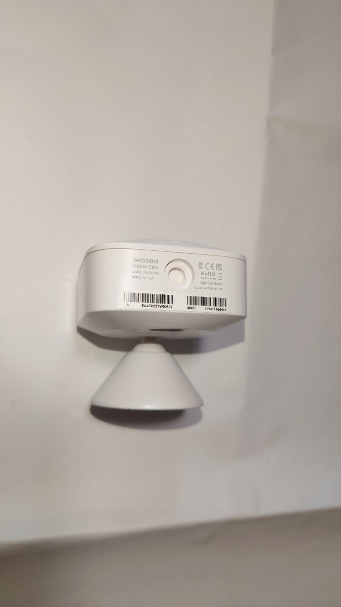 Switch Bot Indoor Cam 美品 Alexsa対応の見守りカメラ 通話可能 赤ちゃんにも 赤外線監視カメラ W1301200_画像2