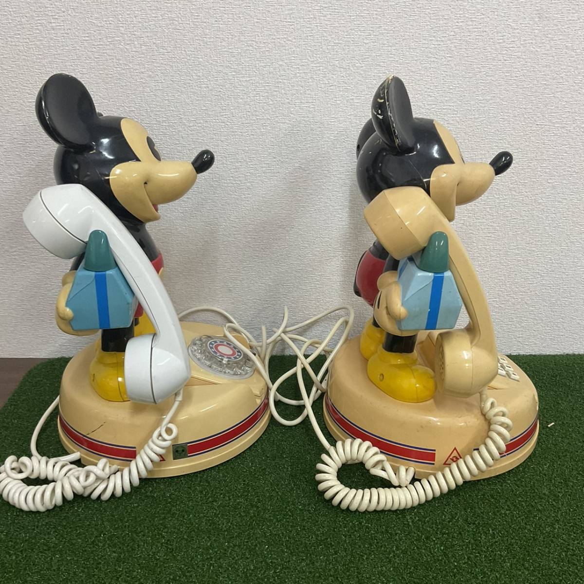 美品 Disney ミッキーマウス ダイヤル式 電話機 ２台 セット DK-641 I/IP 神田通信工業昭和 57年 製 昭和 レトロ ディズニー_画像4