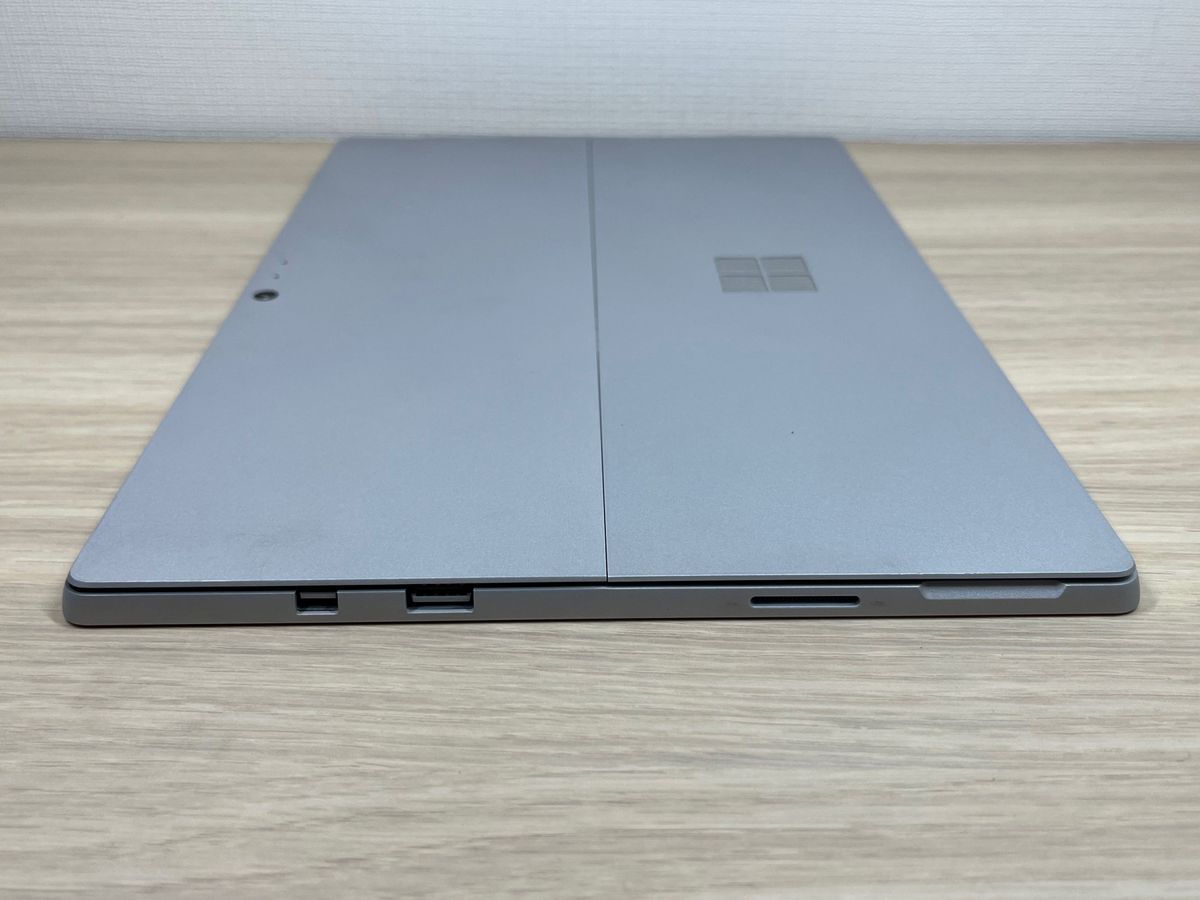 マイクロソフト Surface Pro5 タブレット バッテリー元気