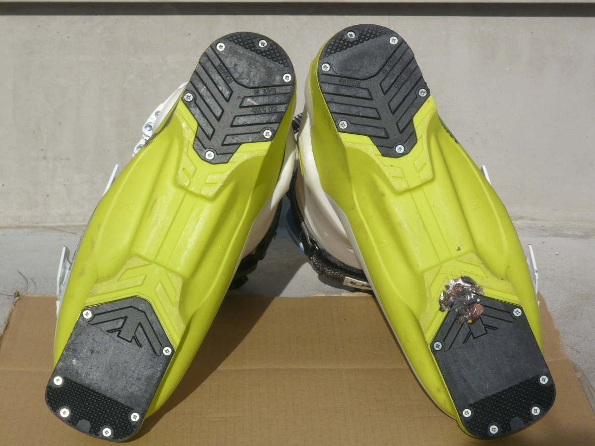 0即決!SALOMON/サロモン スキーブーツ X-MAX120 白/イエロー 0即決!SALOMON/サロモン スキーブーツ X-MAX120 白/イエロー