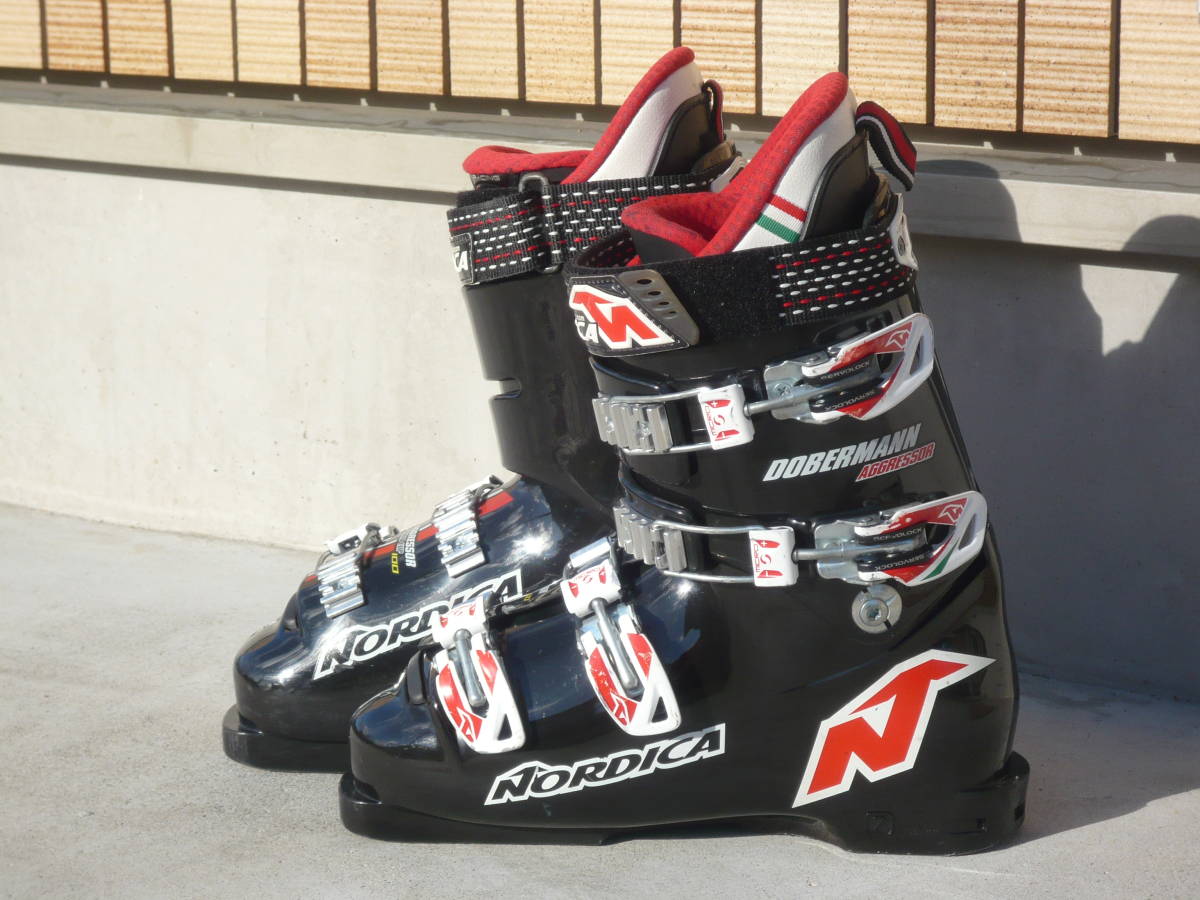 日本最大のブランド サロモン SALOMON NORDICA スキーブーツ