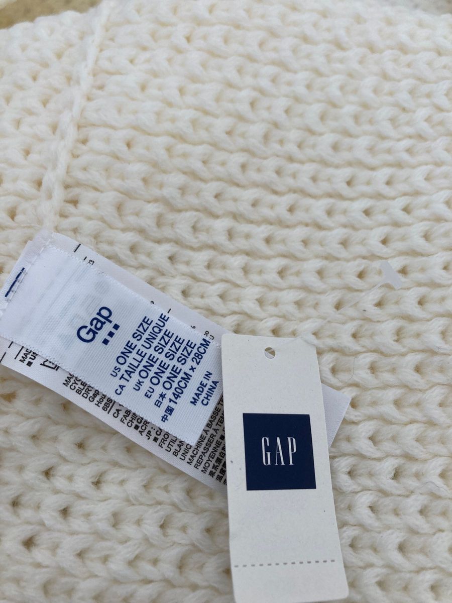 GAP ギャップ　スヌード　タグ付き　未使用品