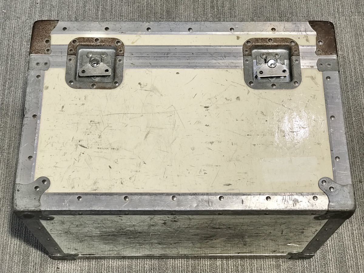 ハードケース ケース ジュラルミン トランク アルミケース 機材 輸送 精密 映像 機器 音声 楽器 カメラ レンズ ツール ボックス 中古 1_画像5