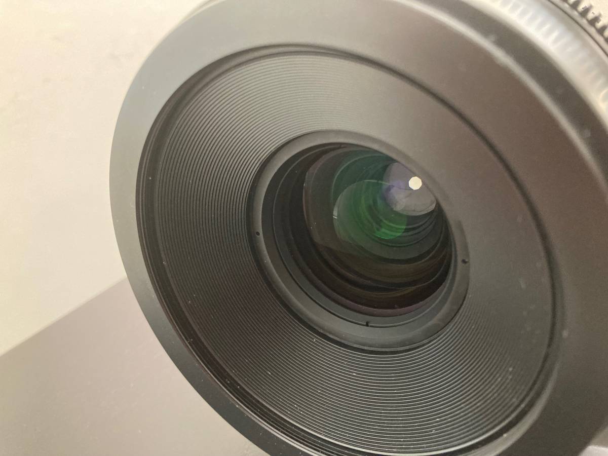 【実用中古品】SONY PLマウント 35mmレンズ T2.0 SCL-P35T20_画像2